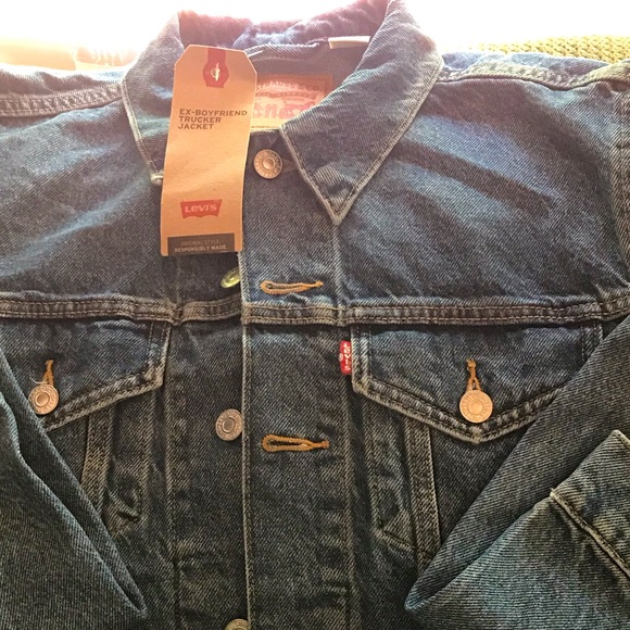 Levi's Jackets & Blazers - Brand new Levi’s jean jacket (never worn)